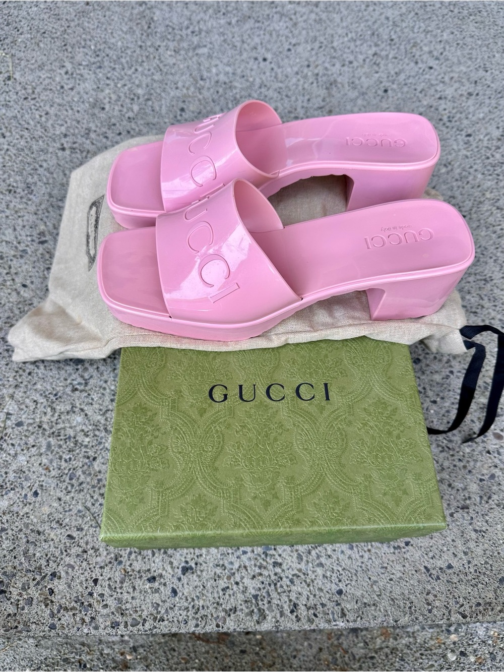 Gucci Pink Patent Platform Slide Mules